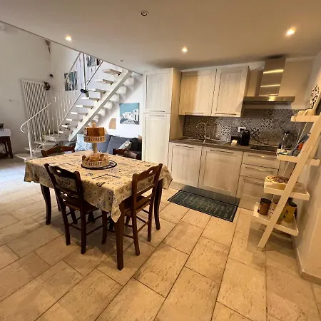 Handy Margherita Brindisi